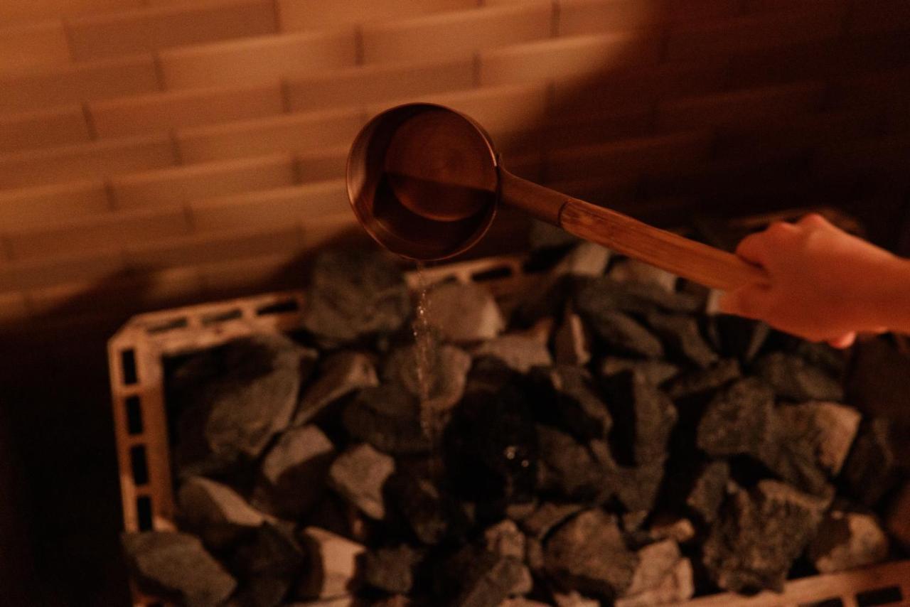 Ashibetsu Onsen Starlight Hotel Bagian luar foto