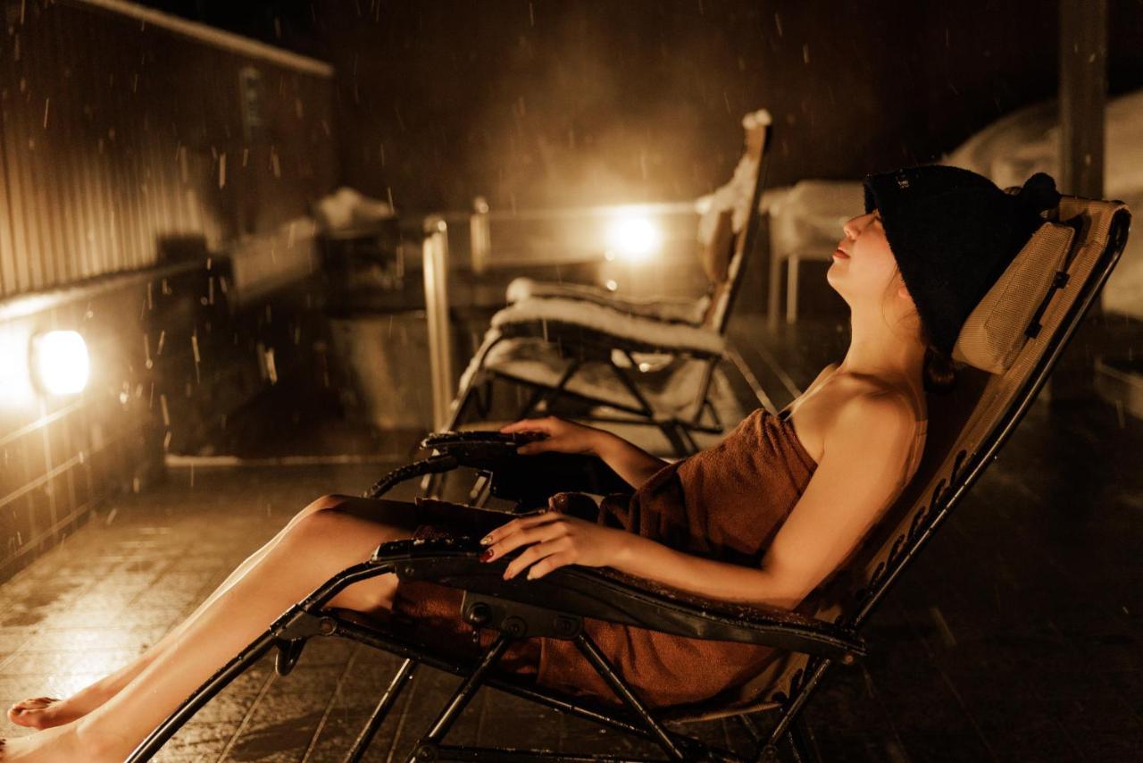 Ashibetsu Onsen Starlight Hotel Bagian luar foto